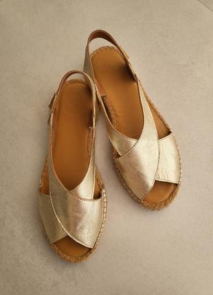 Кожаные босоножки эспадрильи