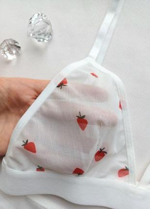 Ніжний білий комплект з еластичної сіточки жіноча прозора еротична сексуальна білизна полуничка