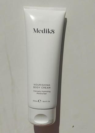 Зволожуючий крем для тіла від medik8