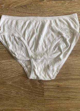 Шикарні, базові, трусики, котонові, в білому кольорі, від дорогого бренду: naturaline👌