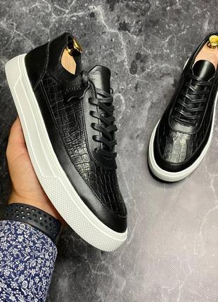 Туфли / кеды из натуральной кожи, черные на белой подошве стильные и удобные