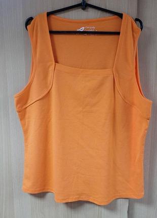 Женская футболка.