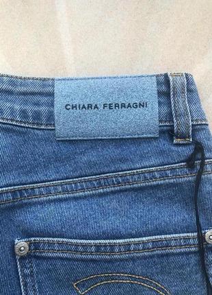 Стильные джинсы chiara ferragni6 фото