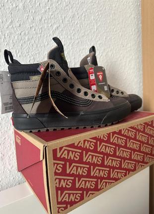 Кроссовки vans