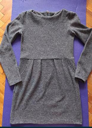 Платье на 134-140