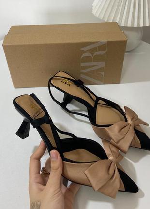 Туфлі, мюлі zara