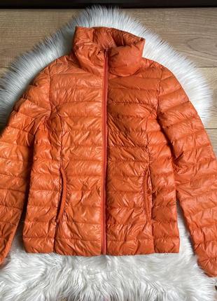 Легкий фірмовий пуховик holly&whyte.