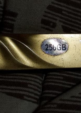 256gb метал в не рабочем состоянии