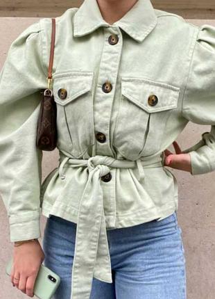 Нова стильна джинсова куртка stradivarius