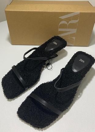 Босоножки zara