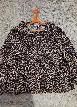 Красивая леопардовая блуза из вискоза
