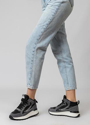 Женские кожаные высокие кроссовки осенние с утеплением на удобной белой подошве и платформ...