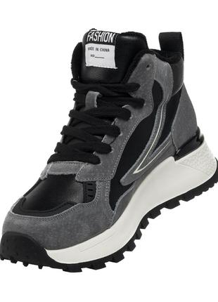 Женские кожаные высокие кроссовки осенние с утеплением на удобной белой подошве и платформ...