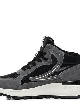 Женские кожаные высокие кроссовки осенние с утеплением на удобной белой подошве и платформ...