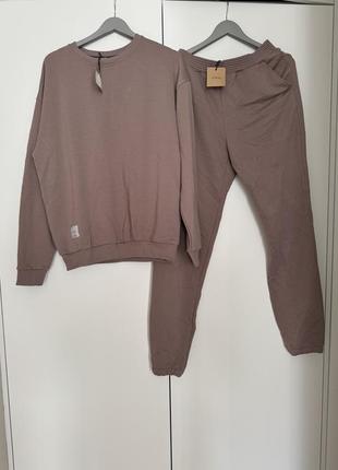 Спортивный костюм хлопковый 48-50 л
