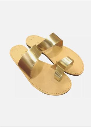 Сандалії жіночі