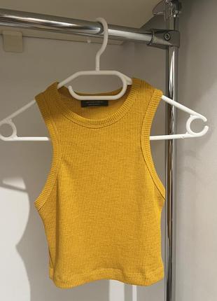 Кроп топ bershka