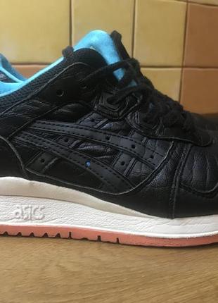 Кросівки жіночі  шкіряні asics кожа