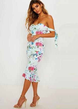 Розпродаж сукня prettylittlething міді asos з відкритими плечима і оборкою по подолу