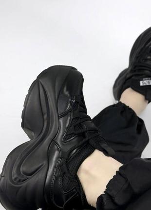Кросівки чорні на платформі масивні шкіряні5 фото