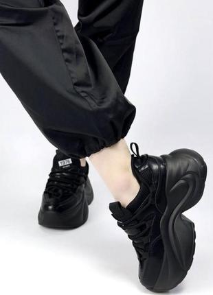 Кроссовки чёрные на платформе массивные кожаные3 фото