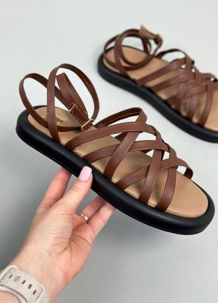 Босоніжки жіночі коричневі шкіряні