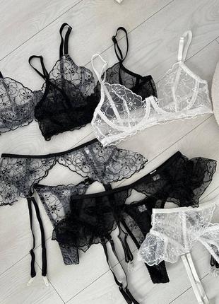 Сексуальный комплект нижнего белья сетка с вышивкой бюстгальтер на косточках трусы стринги нижнее белье пояс для чулок7 фото