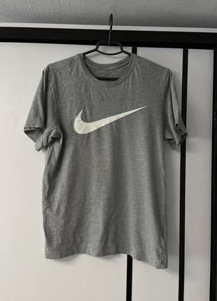 Футболка nike