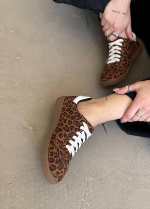 Леопардові кеди