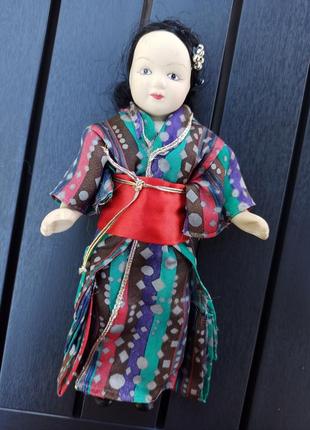 Фарфоровая кукла.1 фото