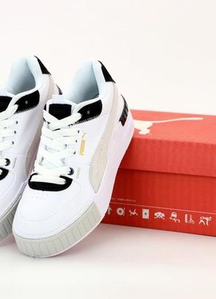 Кросівки жіночі  puma