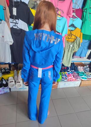 Спортивные костюмы для девочек