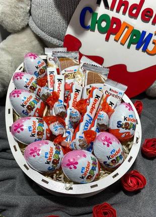 Подарочный набор со сладостями для любимой девушки, женщины, жены, сестры / на день рождение / kinder maxi6 фото