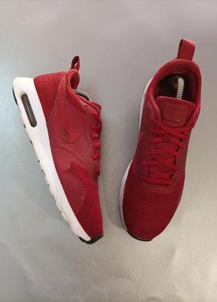 Кроссовки nike tavas se red3 фото