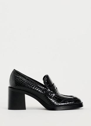 Лоферы, лоферы zara, лоферы на каблуках на каблуке, каблуке, туфли, туфлы под рептилией блочной каблук