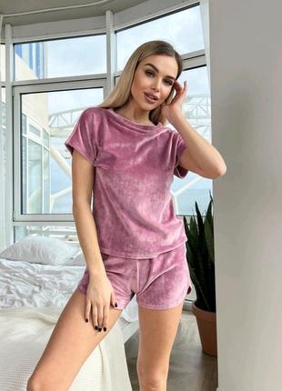 Костюм футболка + шорти