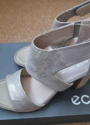 Босоніжки ecco 40 р. нові