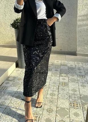 Спідниця чорна міді в паєтки , стрази , блискуча . mango , massimo dutti , zara