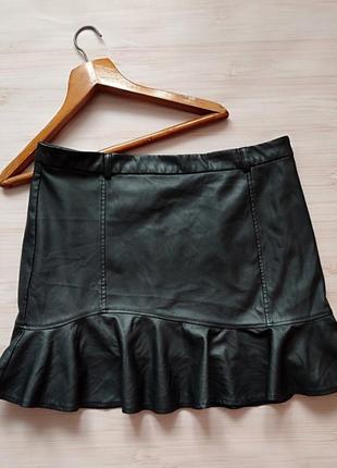 Юбка. xxxl. new look. эко кожа. кожаная юбка.крест 18. юбка. большой размер.