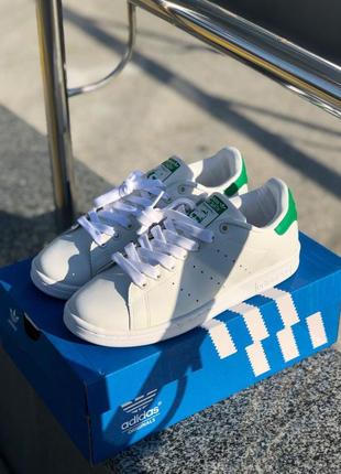 Жіночі кросівки adidas stan smith білого кольору