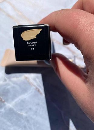 Консилер bright fix eye brightener от fenty beauty