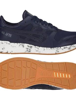 Suelo comprar zapatillas ASICS para hacer deporte de hiking