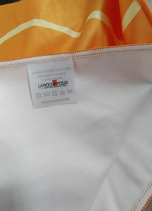 Полотенце для пляжа в чехле la roche -posay