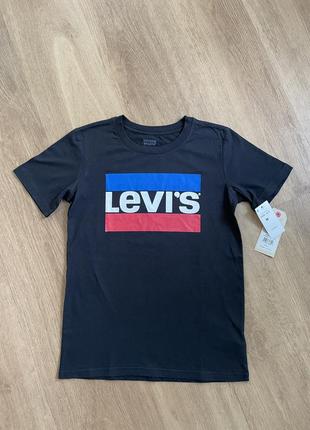 Нова футболка levi's 10-12 років4 фото