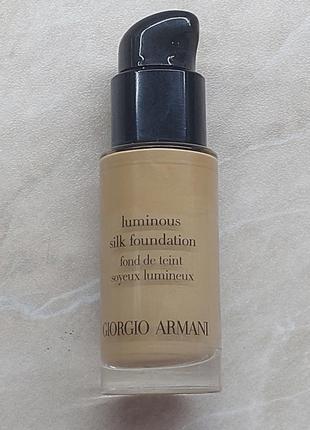 Тональний крем giorgio armani white luminous silk foundation 6. об'єм 18 ml.