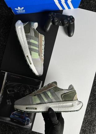 Кроссовки adidas