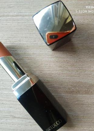 Artdeco colour lip shine.губная помада.