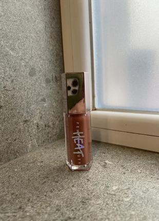 Блеск для губ fenty beauty (эффект увеличения губ)