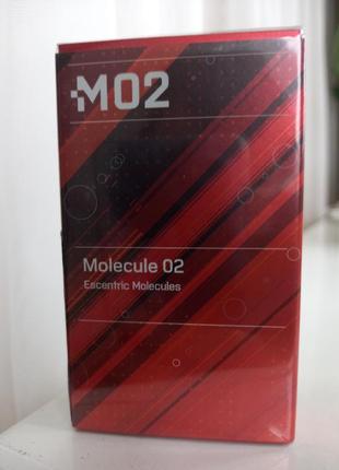 Molecule 02 escentric molecules