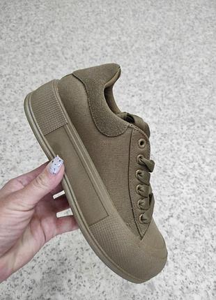 Кеди хакі на високій підошві
